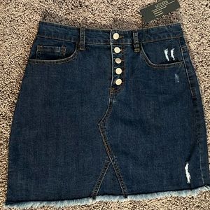 NWT Versona Button Fly Denim Natural Distressed Blue Jean Skirt Sz: 6